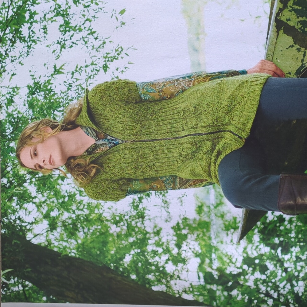 Sandra The Knitting Magazine November 2009 32 Knitting Patterns - Picture 5 of 16